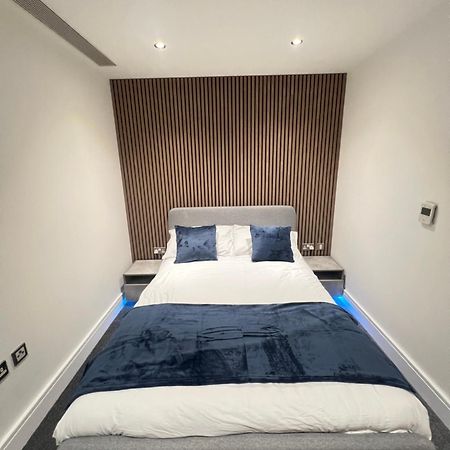 Apartment In Canary Wharf 런던 외부 사진