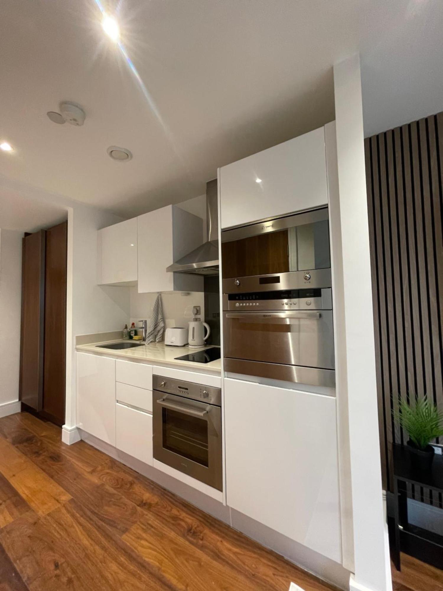 Apartment In Canary Wharf 런던 외부 사진