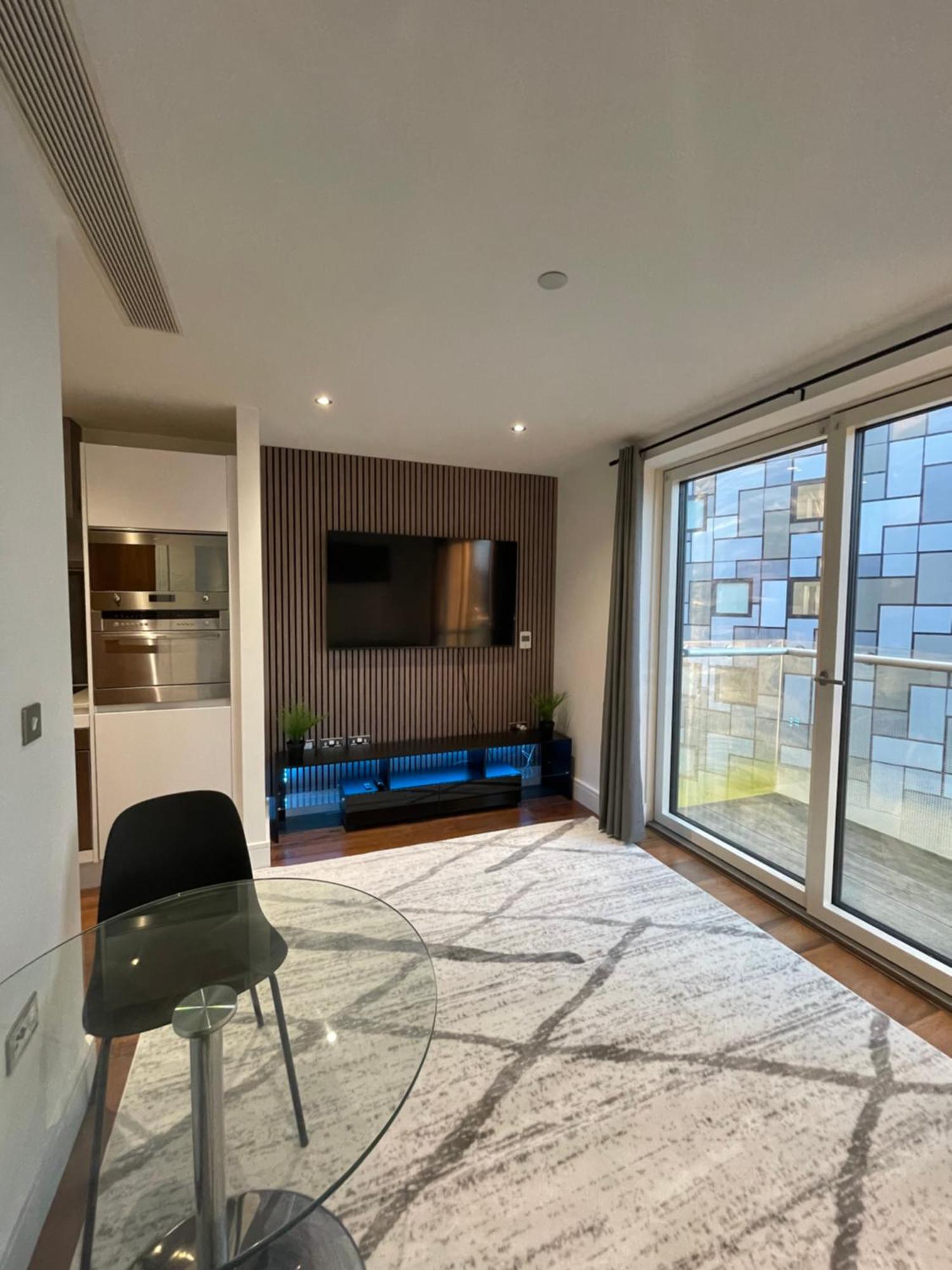 Apartment In Canary Wharf 런던 외부 사진
